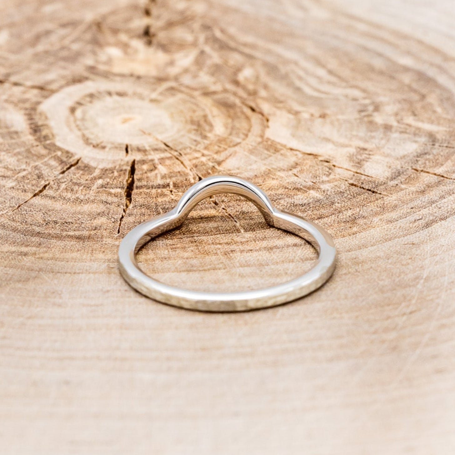 "EVELYN" - BEZEL SET MOSS AGATE SOLITAIRE ENGAGEMENT RING WITH TRACER IN A HAMMERED FINISH-17