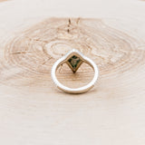 "WILLA" - KITE CUT MOSS AGATE SOLITAIRE ENGAGEMENT RING WITH DIAMOND TRACER-17