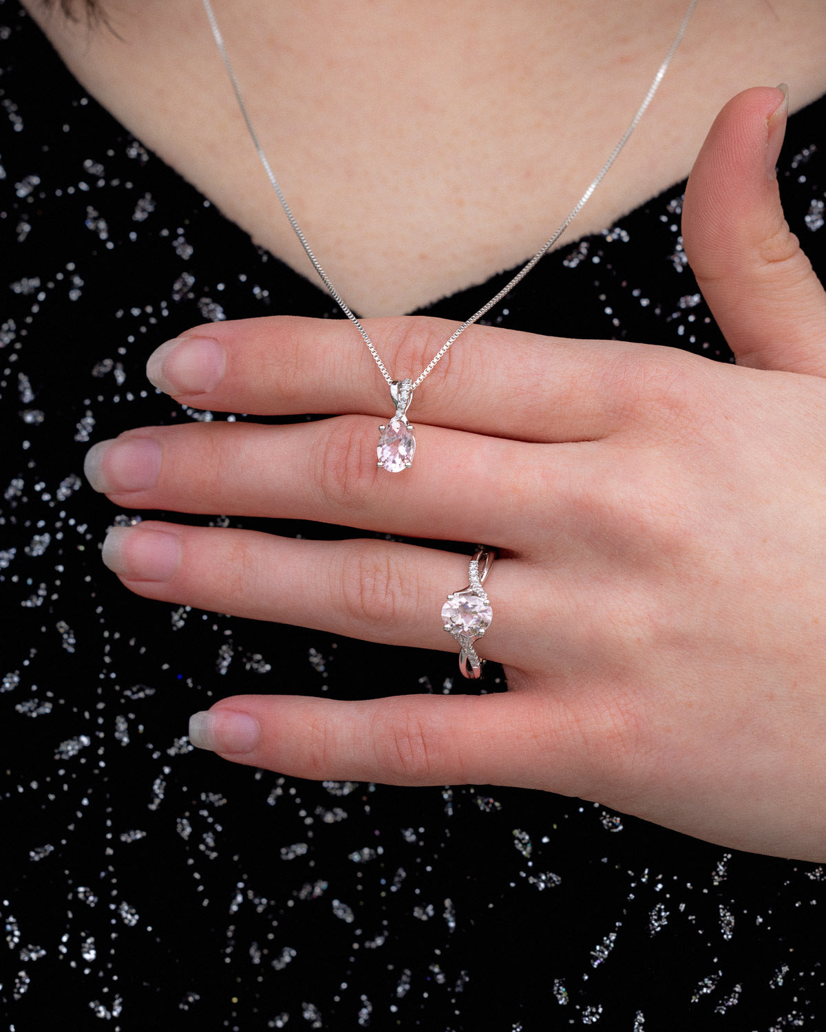 "ROSLYN" - OVAL MORGANITE & DIAMOND ACCENTS PENDANT-4