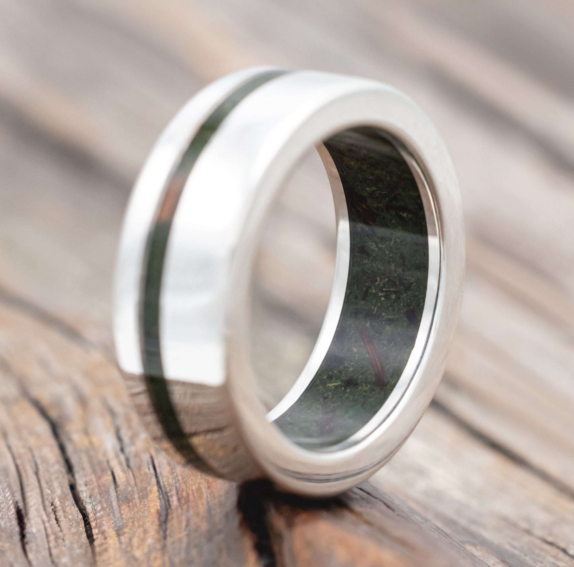 "VERTIGO" - MOSS INLAY & LINING WEDDING RING-Staghead Designs