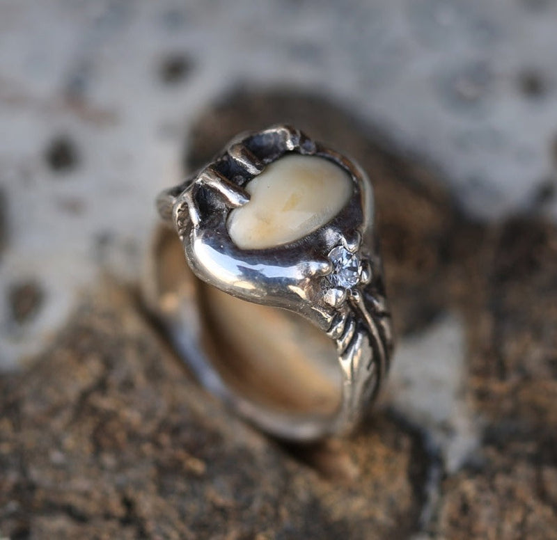 Human Teeth Rings Tooth wedding ring 60 photos - Vianawedding.com