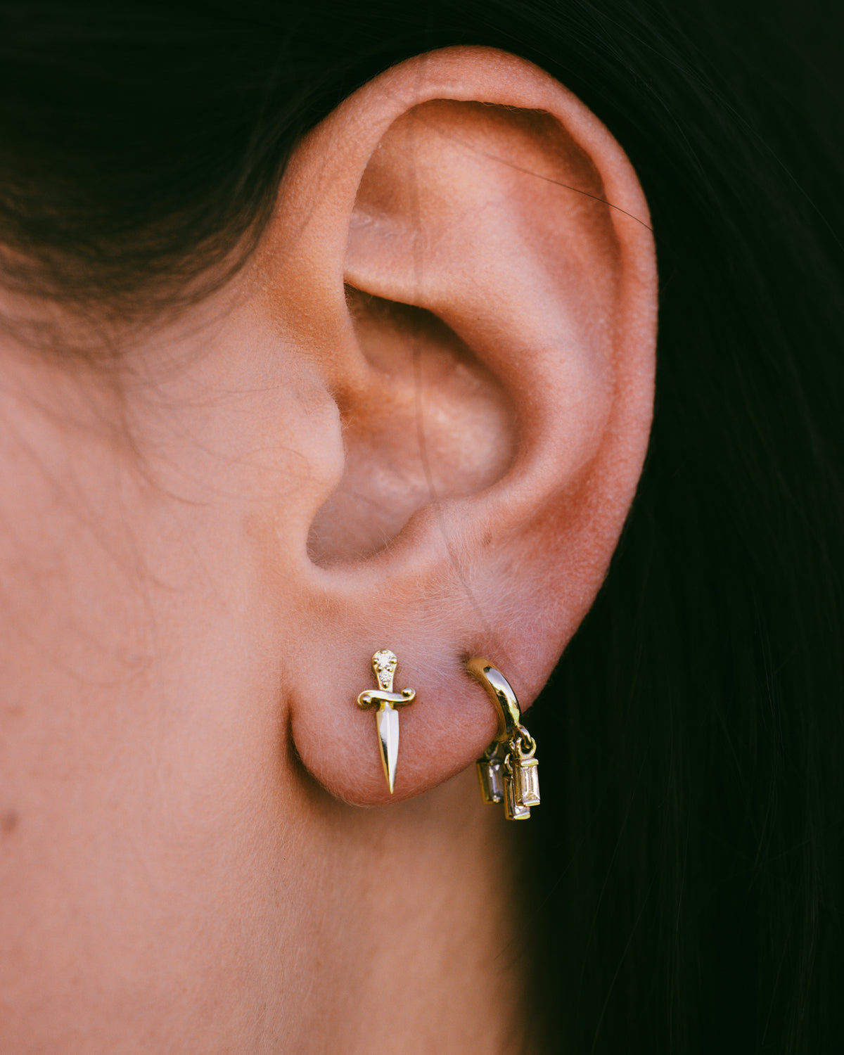 1/5 CTW NATURAL DIAMOND FRINGE HOOP EARRINGS-8