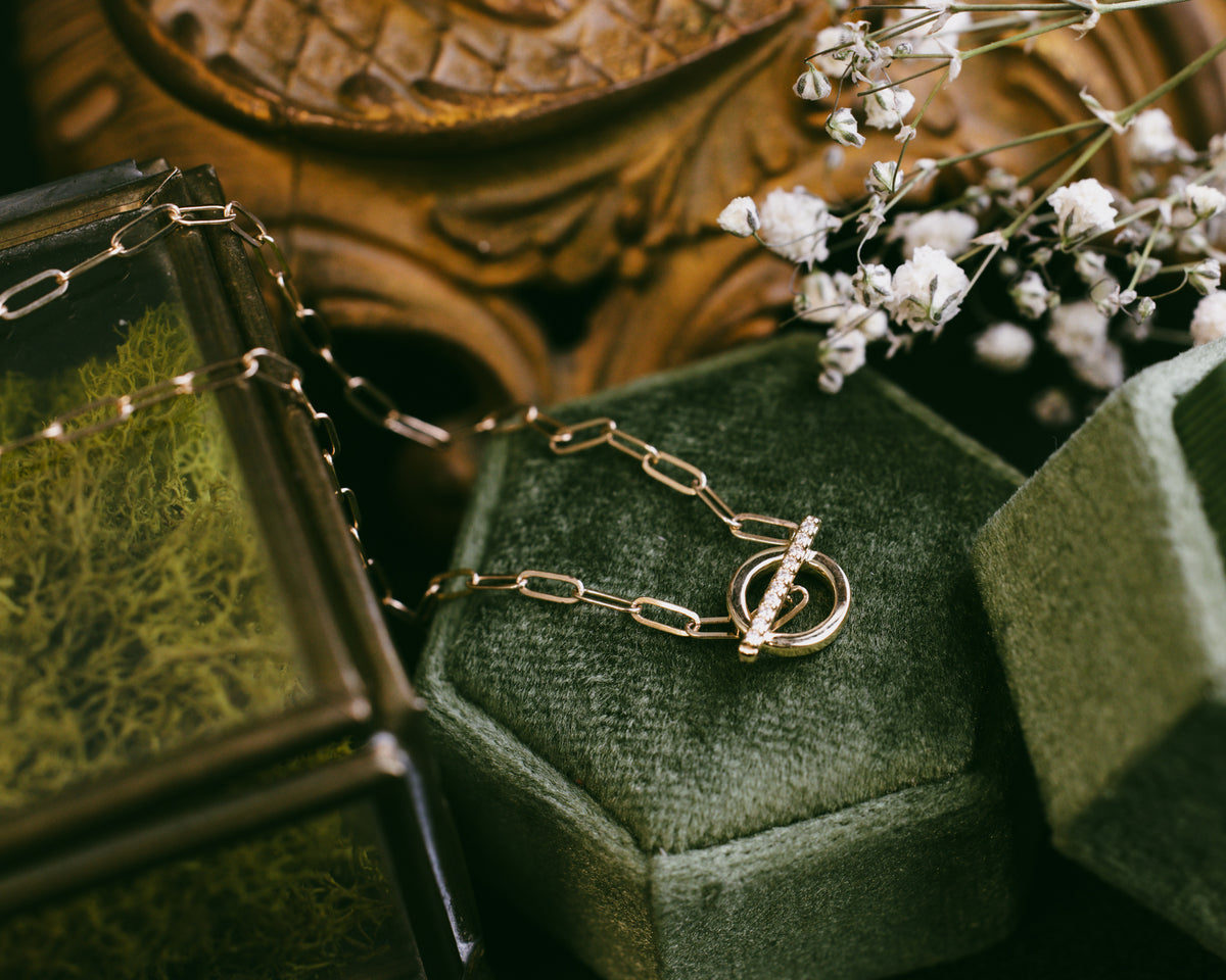 .04 CTW NATURAL DIAMOND TOGGLE NECKLACE-3