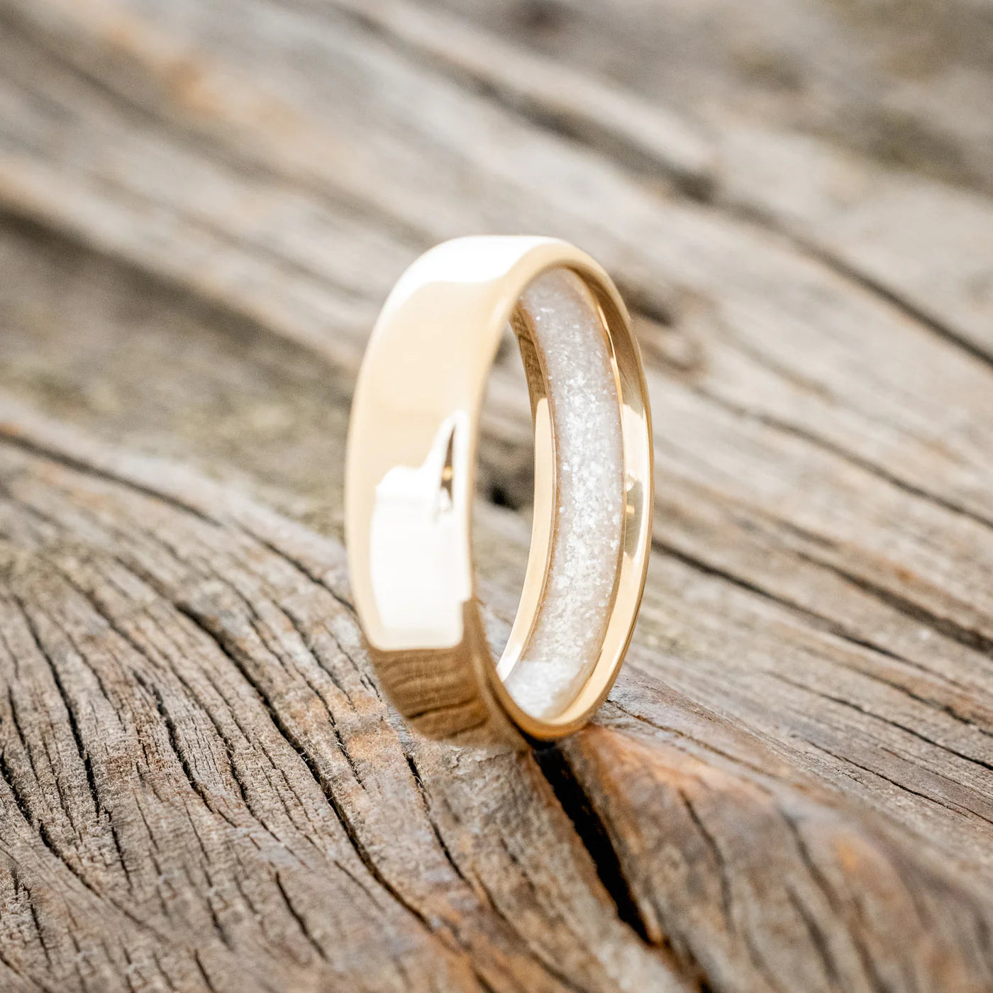 DIAMOND DUST LINED WEDDING BAND - 14K YELLOW GOLD - SIZE 8 3/4-Staghead Designs