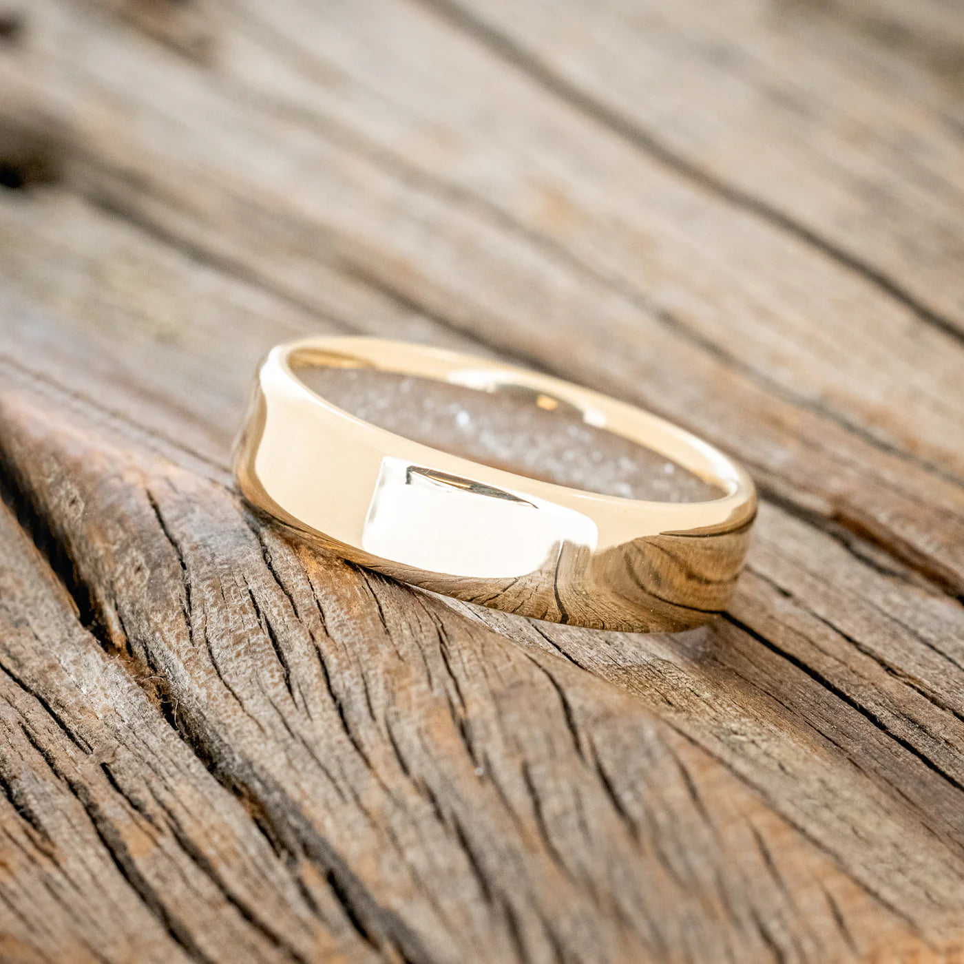 DIAMOND DUST LINED WEDDING BAND - 14K YELLOW GOLD - SIZE 8 3/4-Staghead Designs