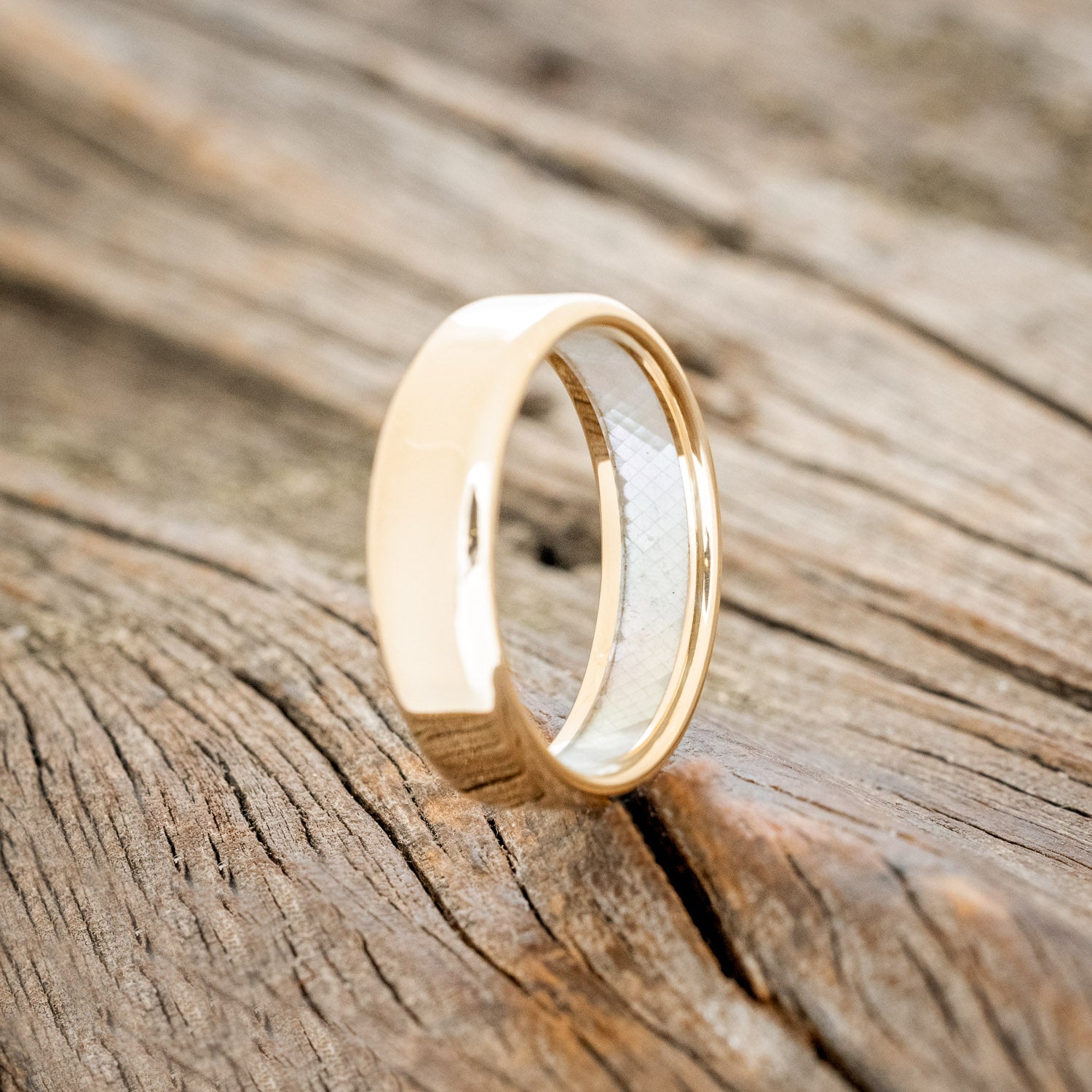 MOTHER OF PEARL LINED WEDDING RING-4