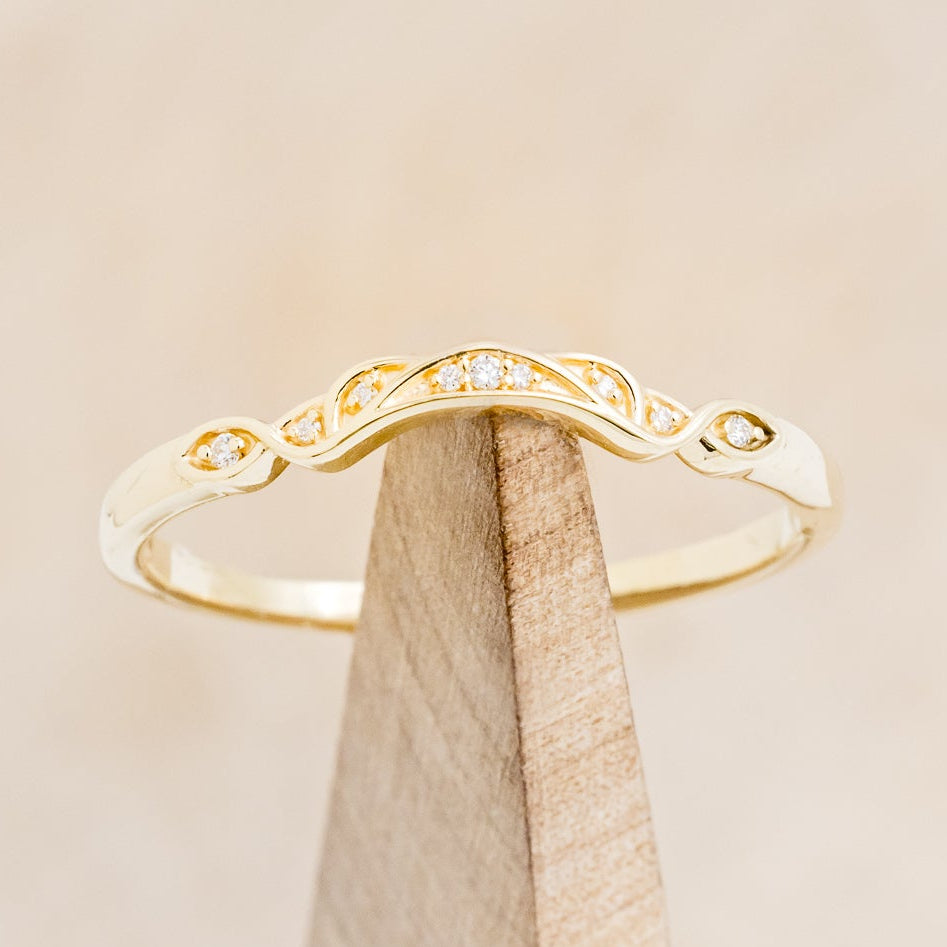 "AIFE" - 14K GOLD AND DIAMOND TRACER-13