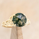 "AIFE" - CELTIC KNOT ROUND CUT MOSS AGATE ENGAGEMENT RING & TRACER-7