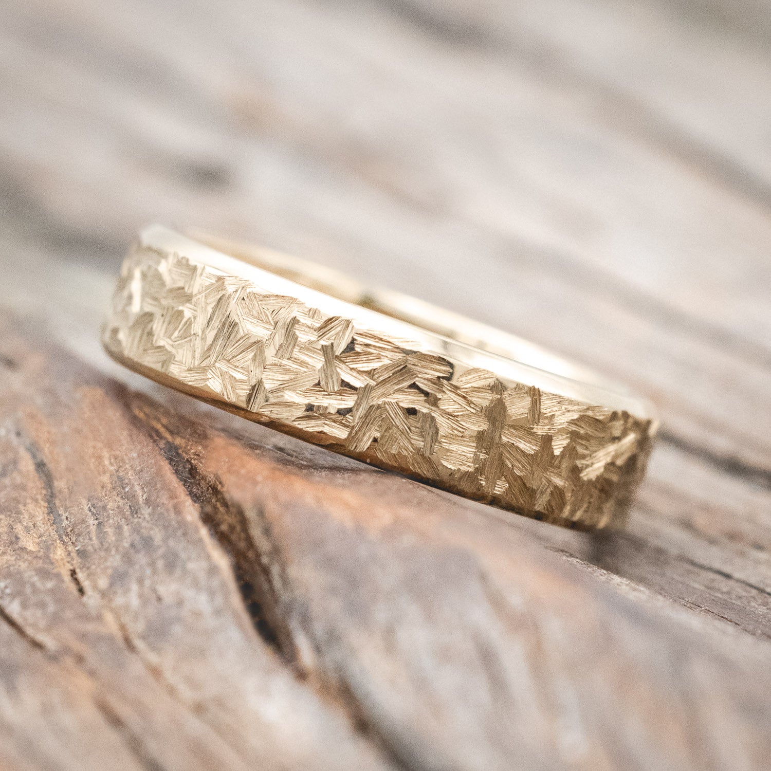 ANTLER LINED WEDDING BAND WITH CROSSHATCHED FINISH-Staghead Designs