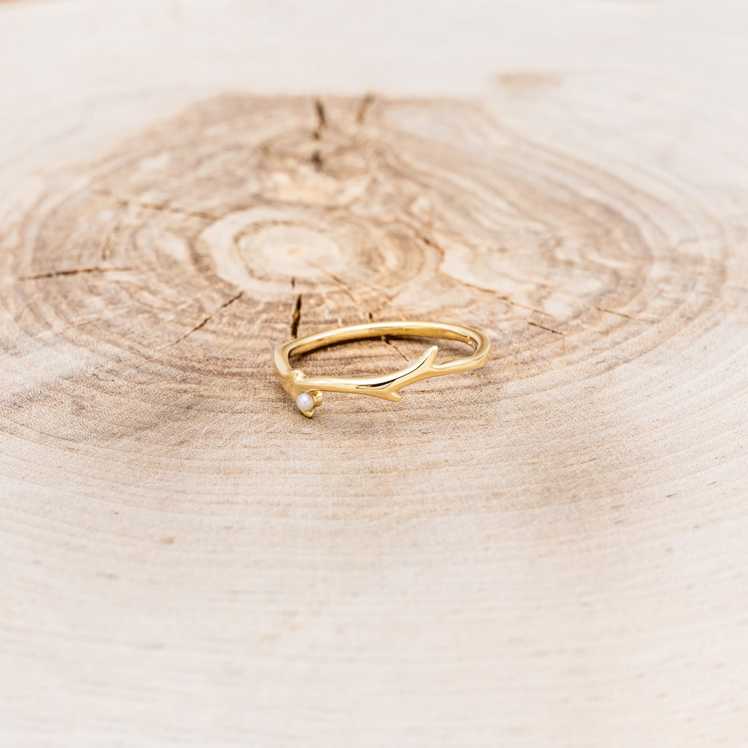 "ARTEMIS" STACKER - ANTLER-STYLE STACKING BAND WITH A BIRTHSTONE ACCENT