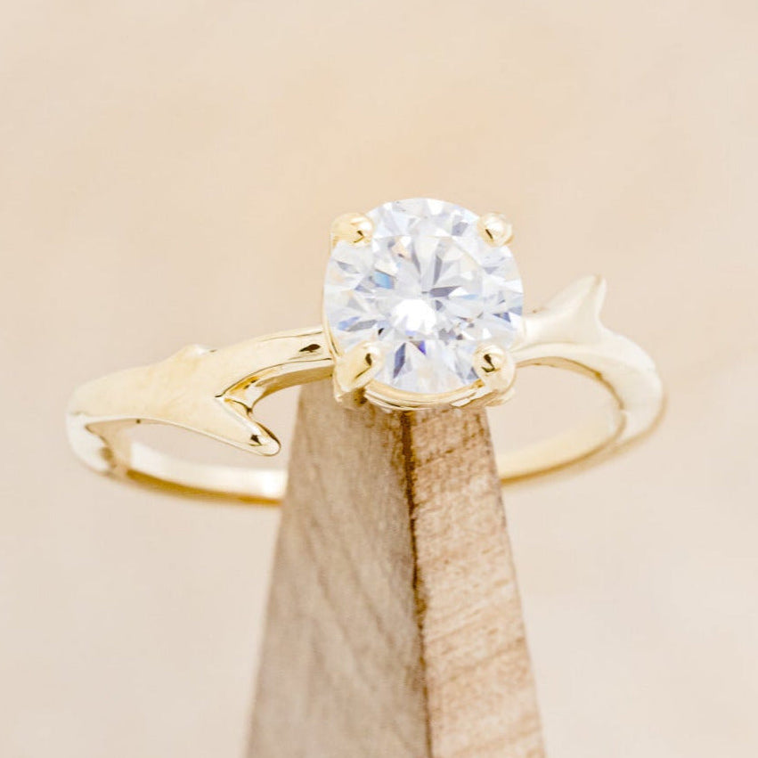 "ARTEMIS" - ROUND MOISSANITE ENGAGEMENT RING WITH AN ANTLER STYLE STACKING BAND-34
