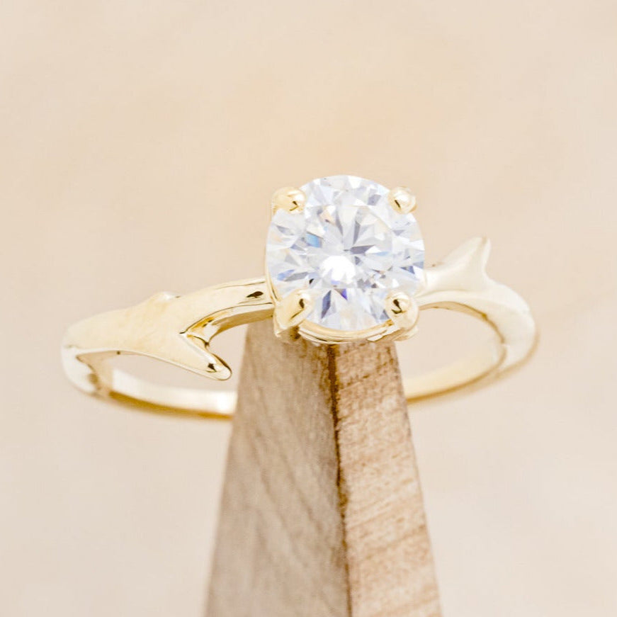 "ARTEMIS" - ROUND CUT ENGAGEMENT RING WITH AN ANTLER-STYLE STACKING BAND-Staghead Designs