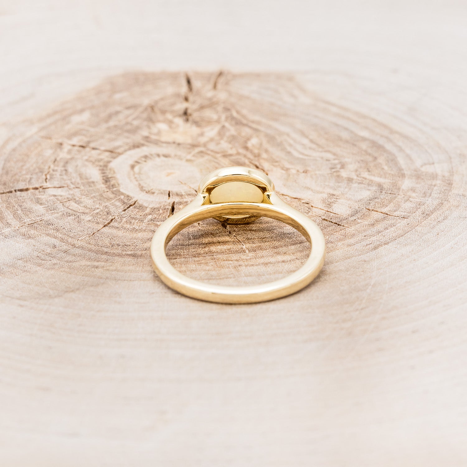 SOLITAIRE BEZEL SET OVAL AUSTRALIAN CRYSTAL OPAL ENGAGEMENT RING-5