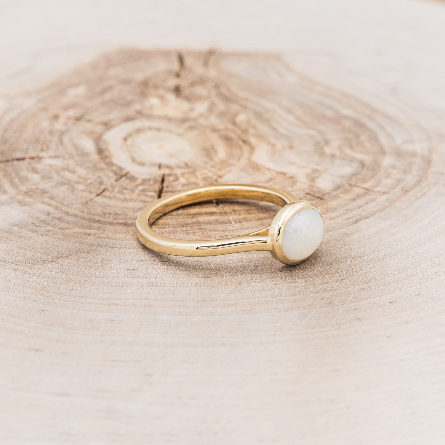 SOLITAIRE BEZEL SET OVAL AUSTRALIAN CRYSTAL OPAL ENGAGEMENT RING-2