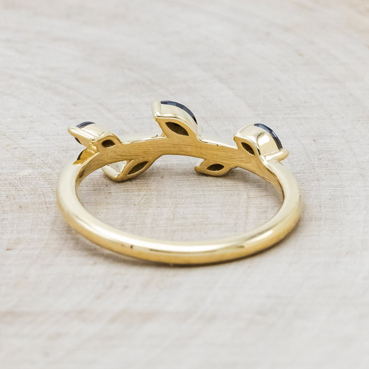 "IDHAL" - MARQUISE BLACK DIAMONDS LEAF RING WITH 14K GOLD-6