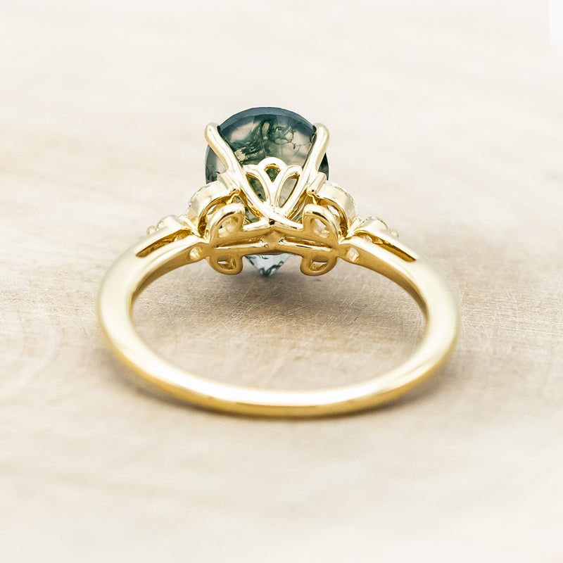 "BLOSSOM" - PEAR-CUT MOSS AGATE ENGAGEMENT RING WITH LEAFCUT DIAMOND ACCENTS