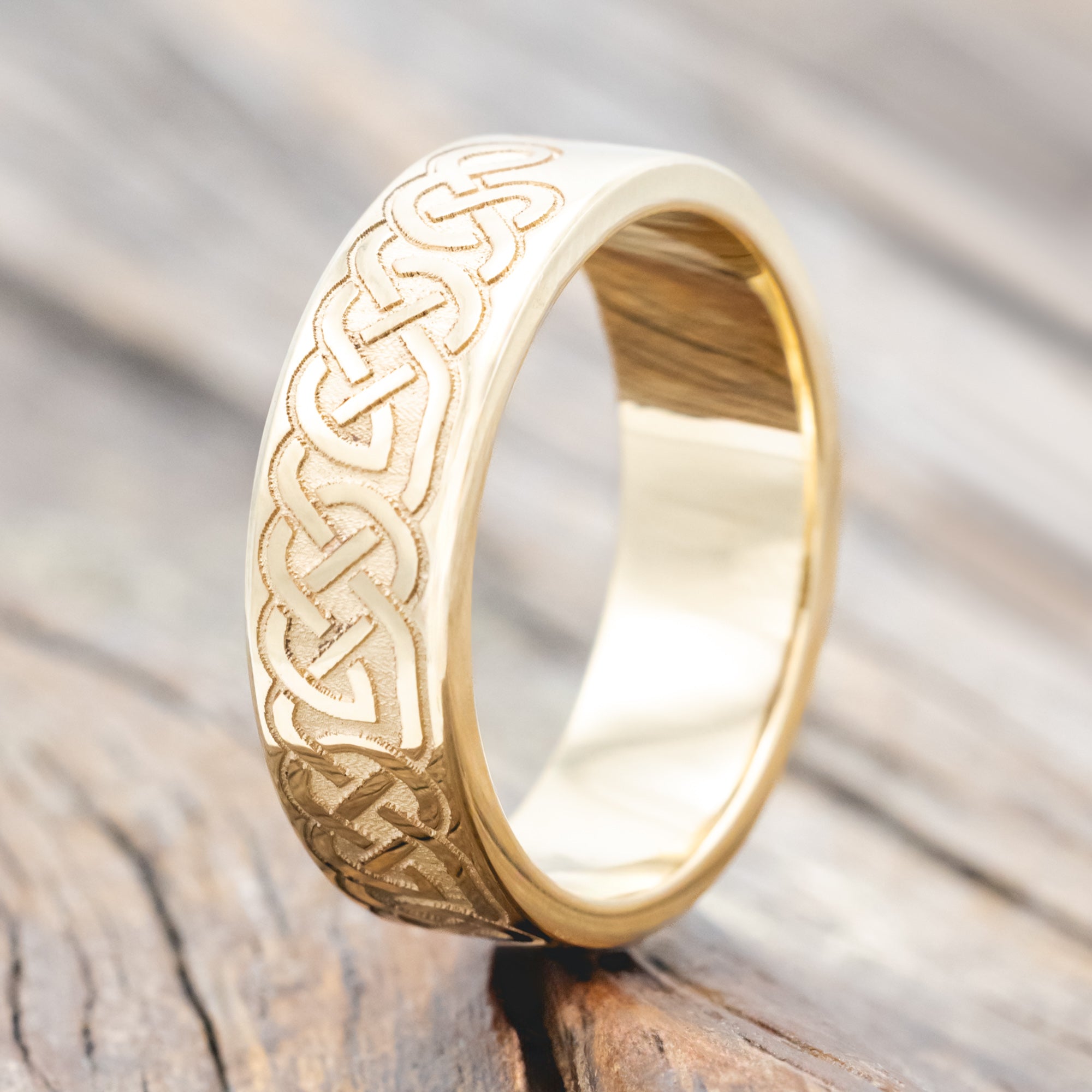 CELTIC DARA KNOT ENGRAVED WEDDING RING FEATURING A 14K GOLD BAND-Staghead Designs