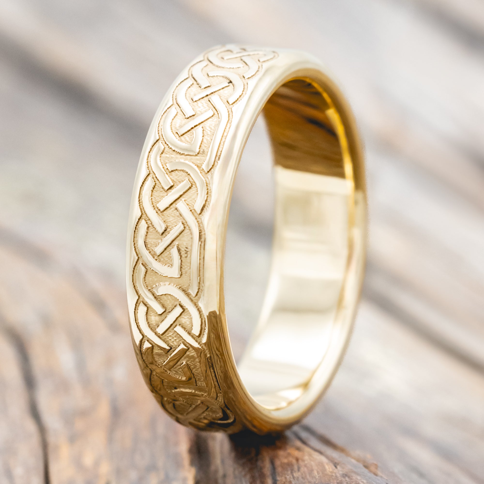 CELTIC DARA KNOT ENGRAVED WEDDING RING FEATURING A 14K GOLD BAND-Staghead Designs
