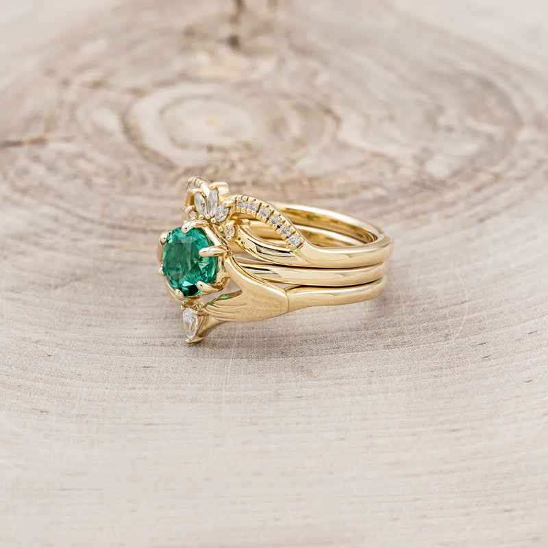 CLADDAGH BRIDAL SUITE - ROUND CUT LAB-GROWN EMERALD SOLITAIRE ENGAGEMENT RING WITH DIAMOND ACCENTS TRACER & CLADDAGH TRACER - 14K YELLOW GOLD - SIZE 5 1/2-3