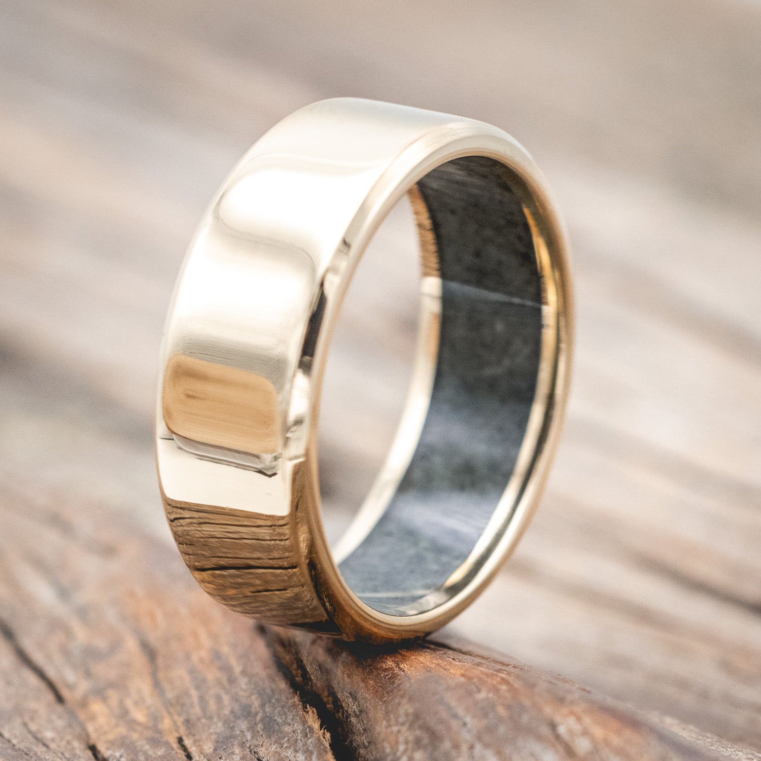 CRUSHED MOSS AGATE LINED WEDDING BAND-Staghead Designs