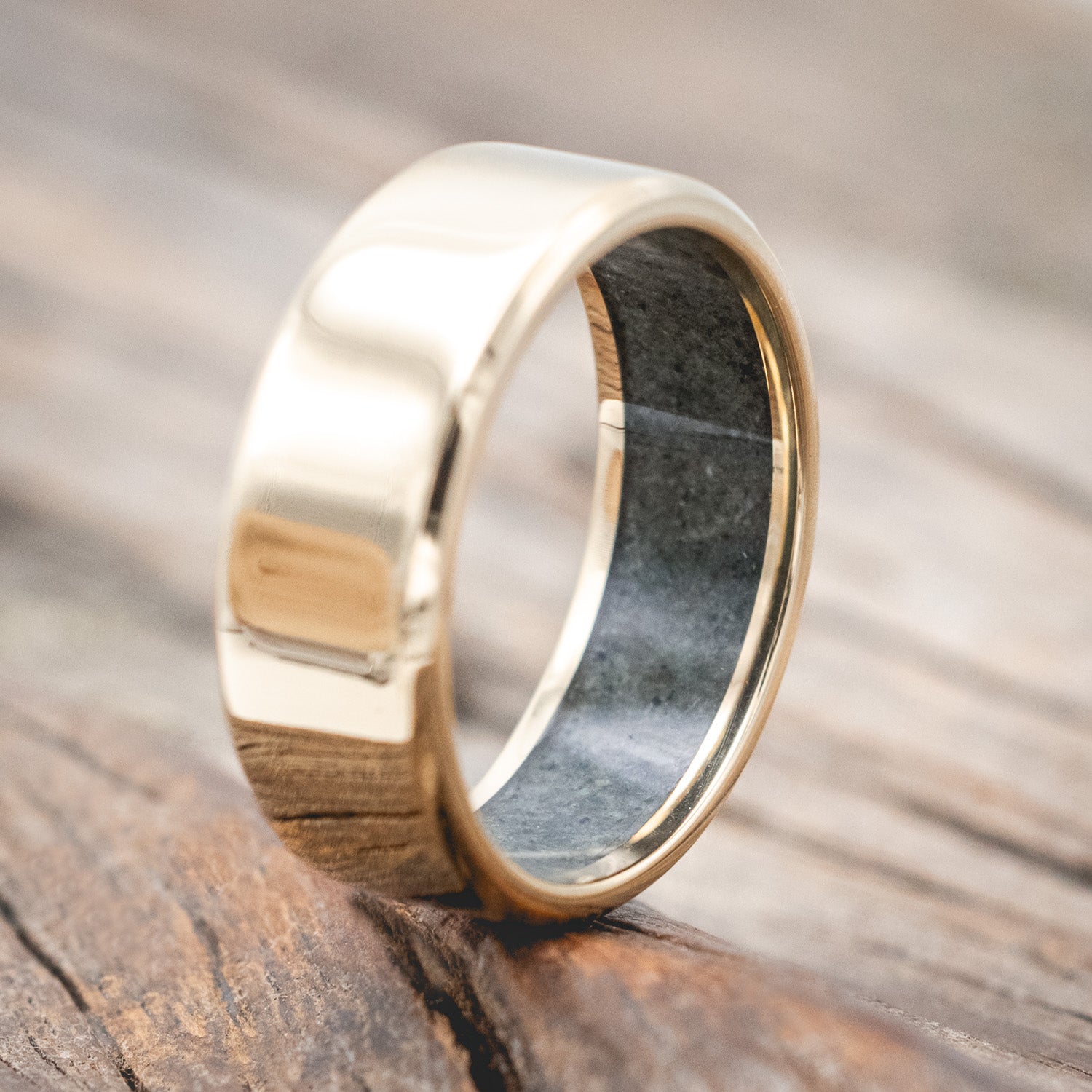 CRUSHED MOSS AGATE LINED WEDDING BAND-Staghead Designs
