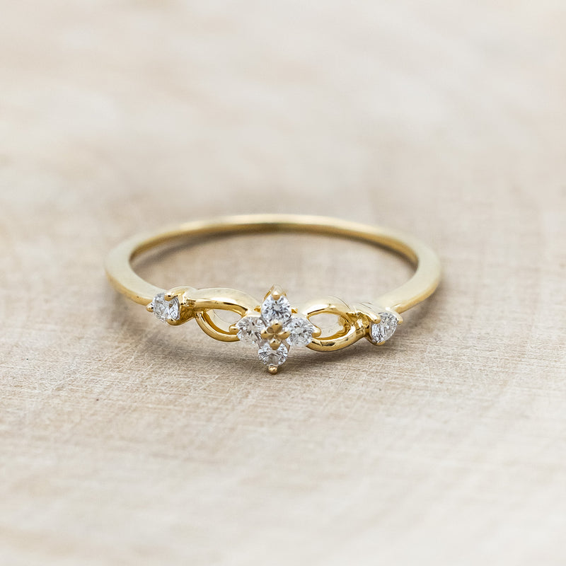 DAINTY DIAMOND ACCENTED RING