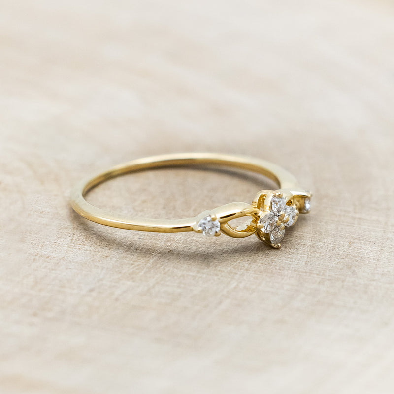 DAINTY DIAMOND ACCENTED RING