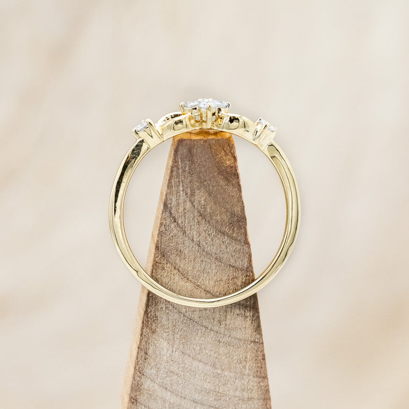 DAINTY DIAMOND ACCENTED RING