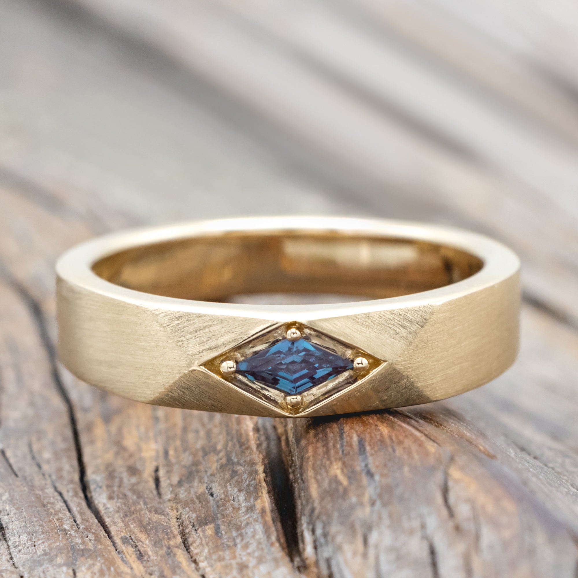 "Edward" - Men's Lozenge Cut Wedding Ring-Staghead Designs