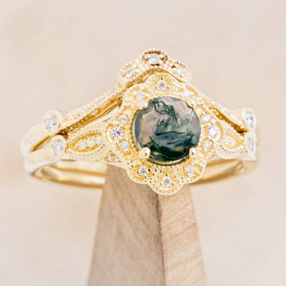 "EILEEN" - ROUND CUT MOSS AGATE ENGAGEMENT RING WITH DIAMOND ACCENTS & TRACER-19