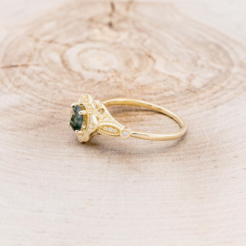 "EILEEN" - ROUND CUT MOSS AGATE ENGAGEMENT RING WITH DIAMOND ACCENTS & TRACER