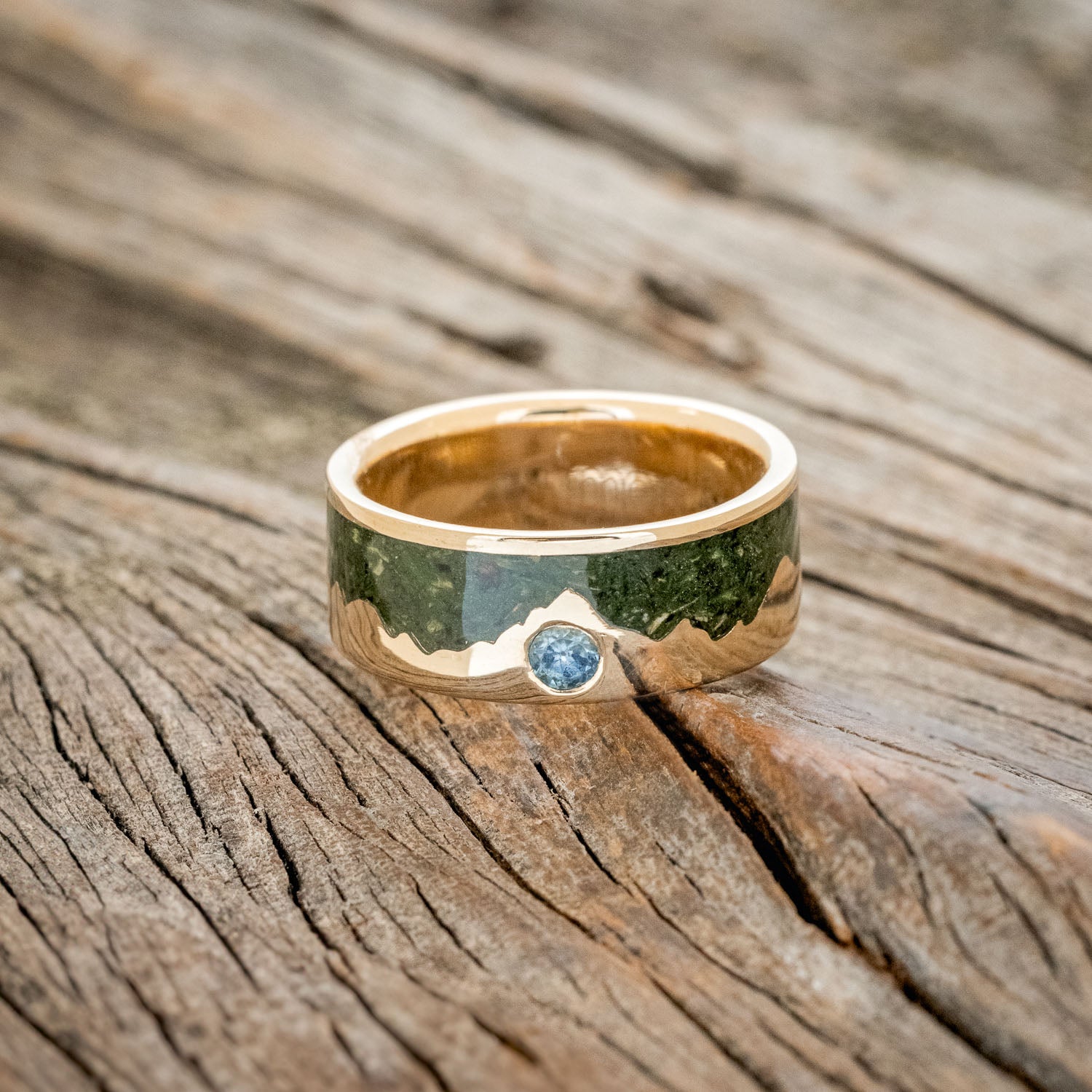 "HELIOS" - MOSS & GOLD MOUNTAIN RANGE WEDDING RING FEATURING A MONTANA SAPPHIRE ACCENT-3