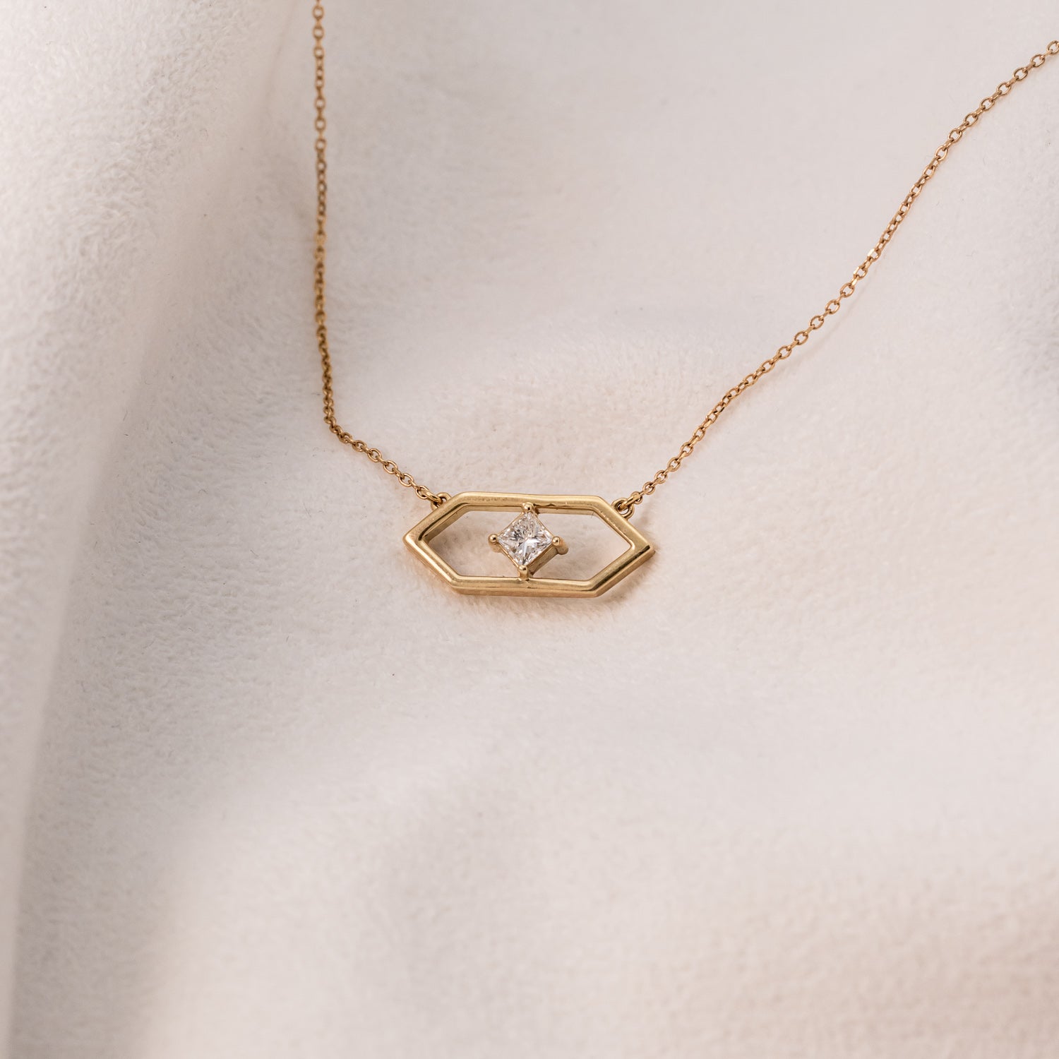 14K GOLD SINGLE DIAMOND GEOMETRIC NECKLACE-5