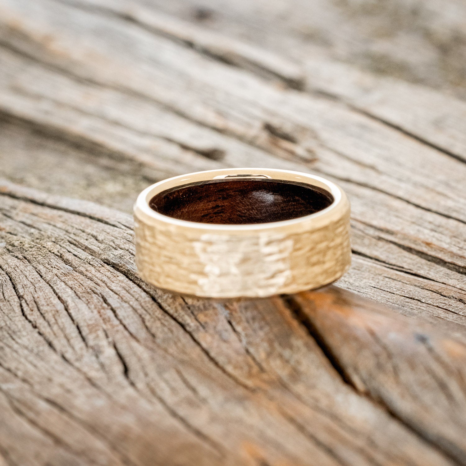 HAMMERED WEDDING BAND WITH IRONWOOD LINING-14
