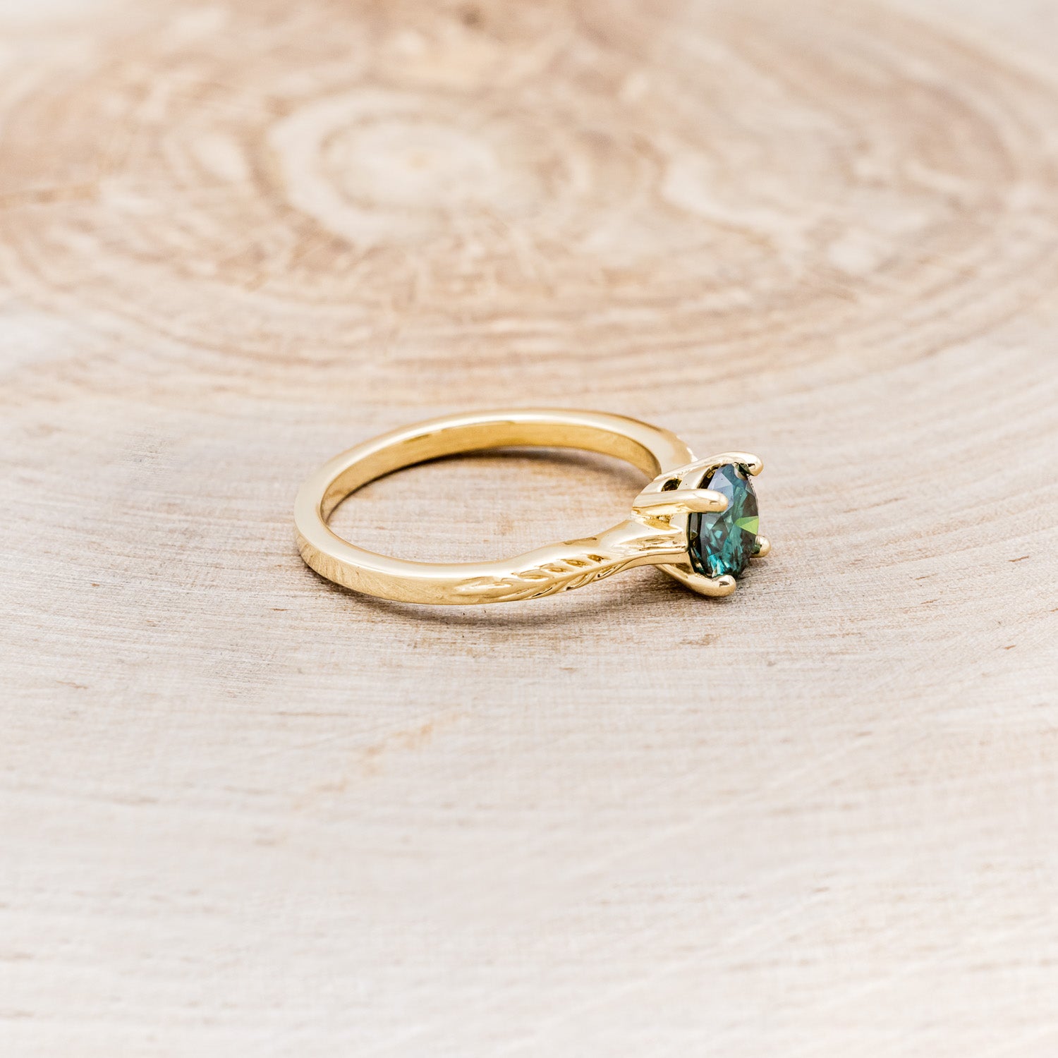 "HOPE" - ROUND CUT MEDEINA GREEN MOISSANITE SOLITAIRE ENGAGEMENT RING WITH FEATHER ACCENTS-8