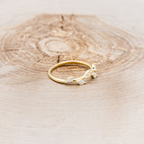 "IDHAL" - MARQUISE DIAMOND LEAF RING WITH 14K GOLD