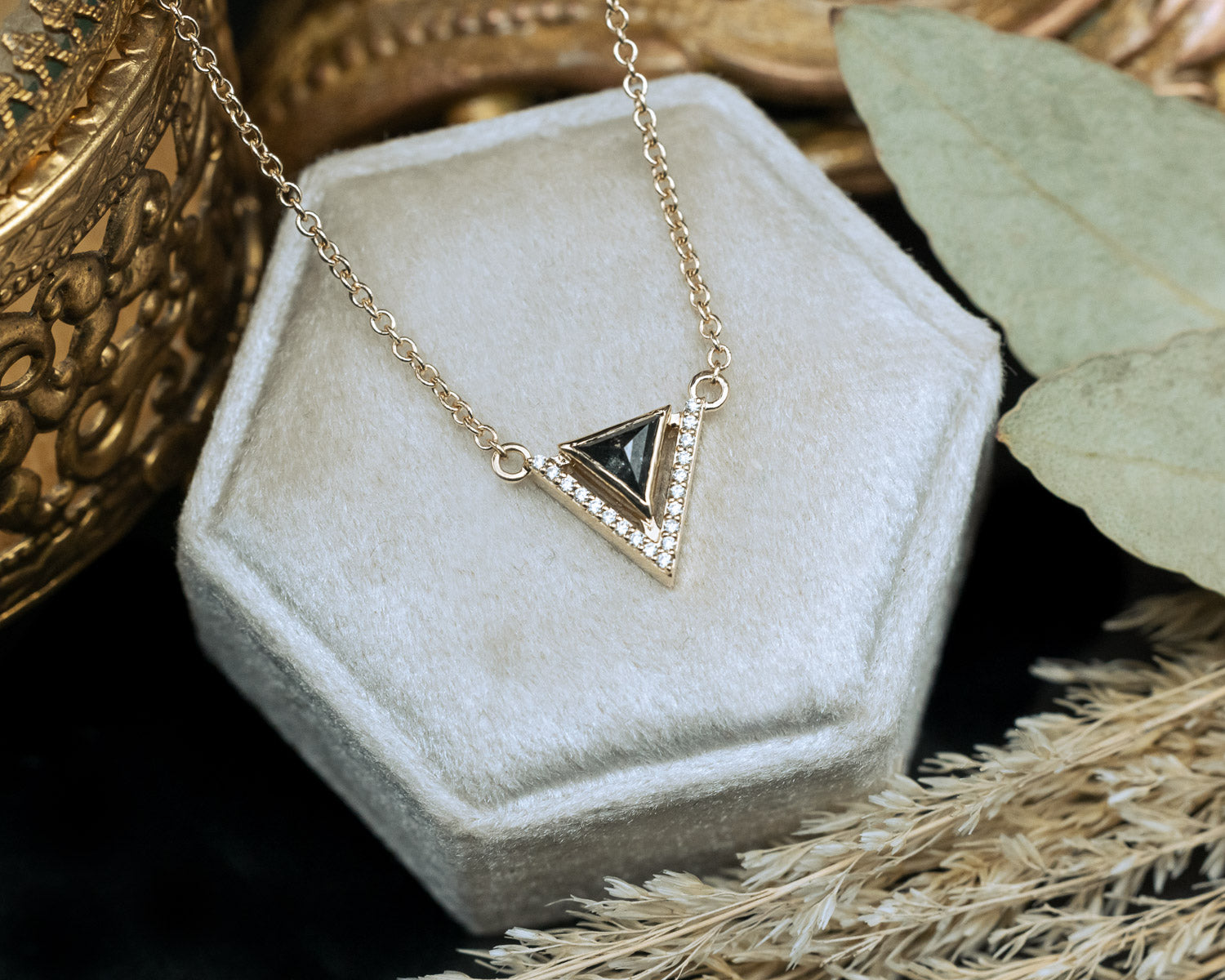 "JENNY" NECKLACE WITH SALT AND PEPPER DIAMOND-Staghead Designs