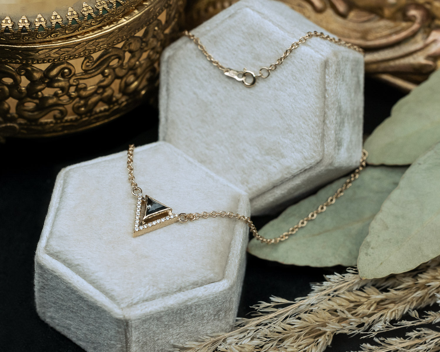 "JENNY" NECKLACE WITH SALT AND PEPPER DIAMOND-Staghead Designs