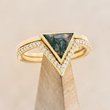 "JENNY FROM THE BLOCK" - TRIANGLE MOSS AGATE ENGAGEMENT RING WITH DIAMOND V-SHAPED TRACER-1