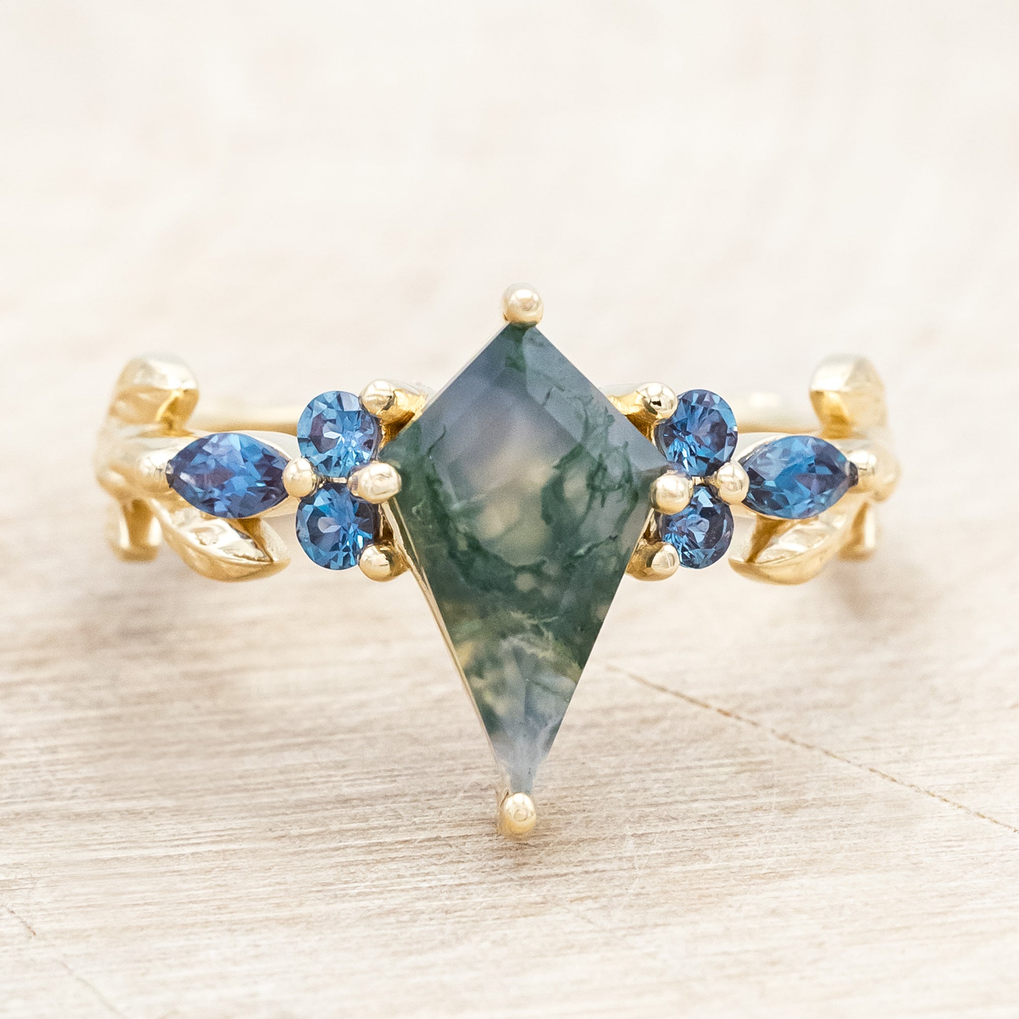 "JUNIPER" - LEAF-INSPIRED KITE CUT MOSS AGATE ENGAGEMENT RING WITH DIAMOND & LAB-GROWN ALEXANDRITE ACCENTS-Staghead Designs