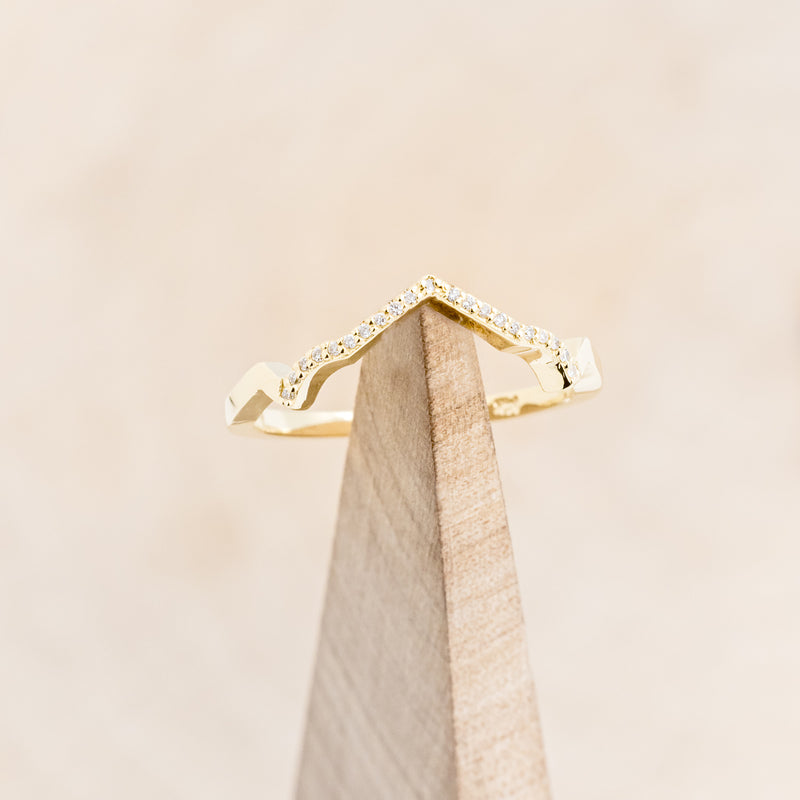 "LUCY IN THE SKY" 14K GOLD TRACER WITH DIAMOND ACCENTS