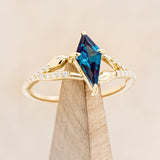 "MEDUSA" - SNAKE STYLE KITE CUT LAB-GROWN ALEXANDRITE ENGAGEMENT RING WITH DIAMOND ACCENTS