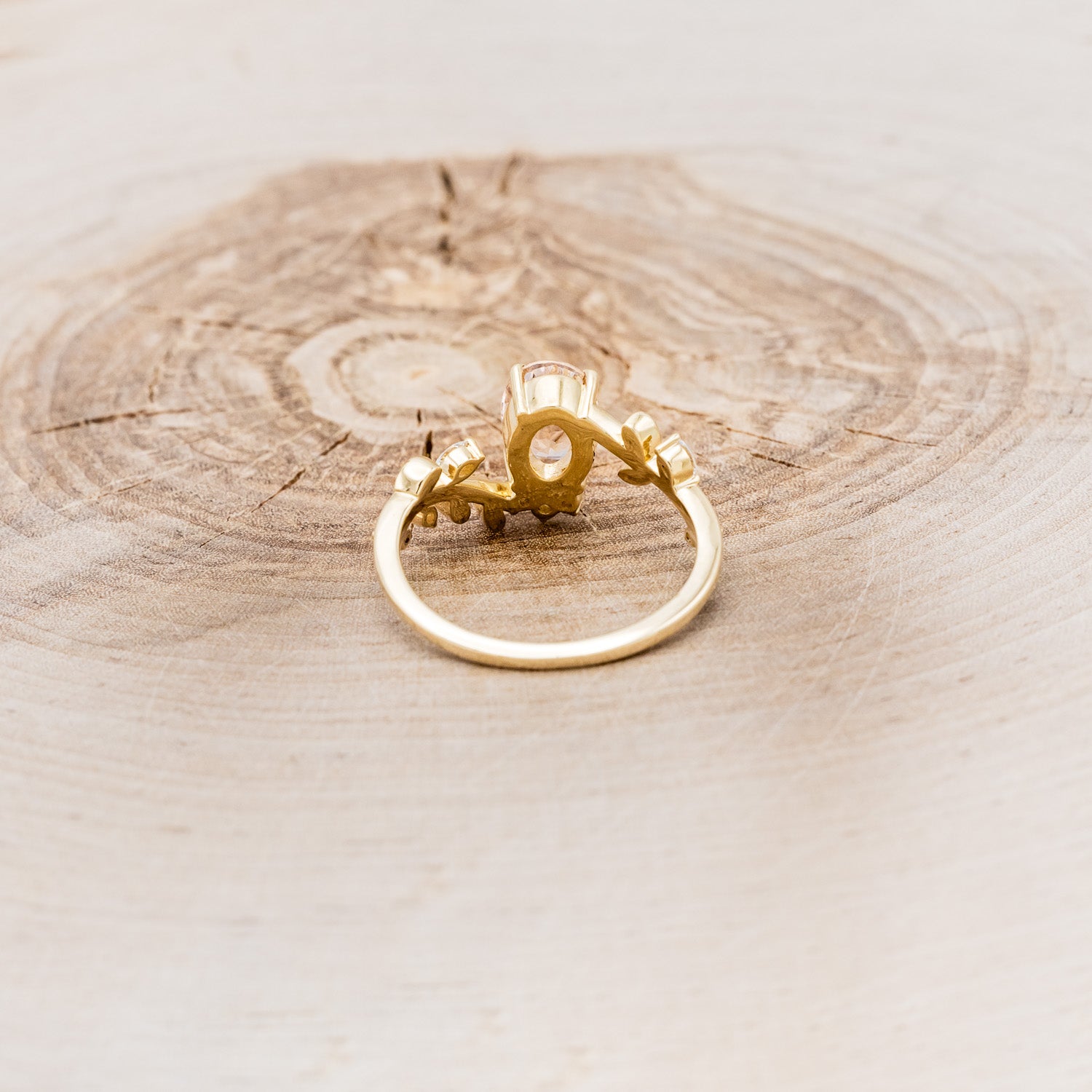 "CAELUM" - VINE STYLE OVAL MORGANITE ENGAGEMENT RING SET WITH LEAF & DIAMOND ACCENTS-11