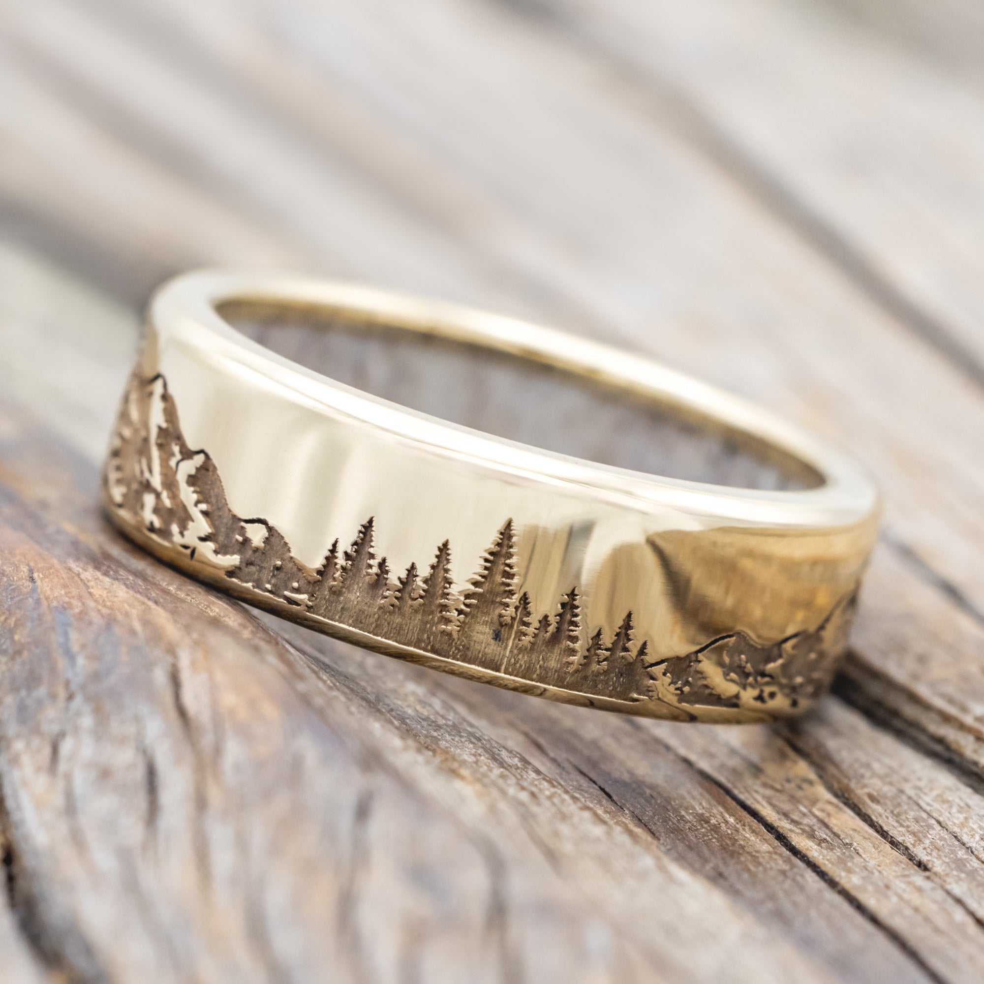 "ROSS" - MOUNTAIN & FOREST ENGRAVED WEDDING BAND WITH CUSTOM LINING-Staghead Designs