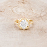 ROUND CUT MOISSANITE ENGAGEMENT RING WITH DIAMOND HALO