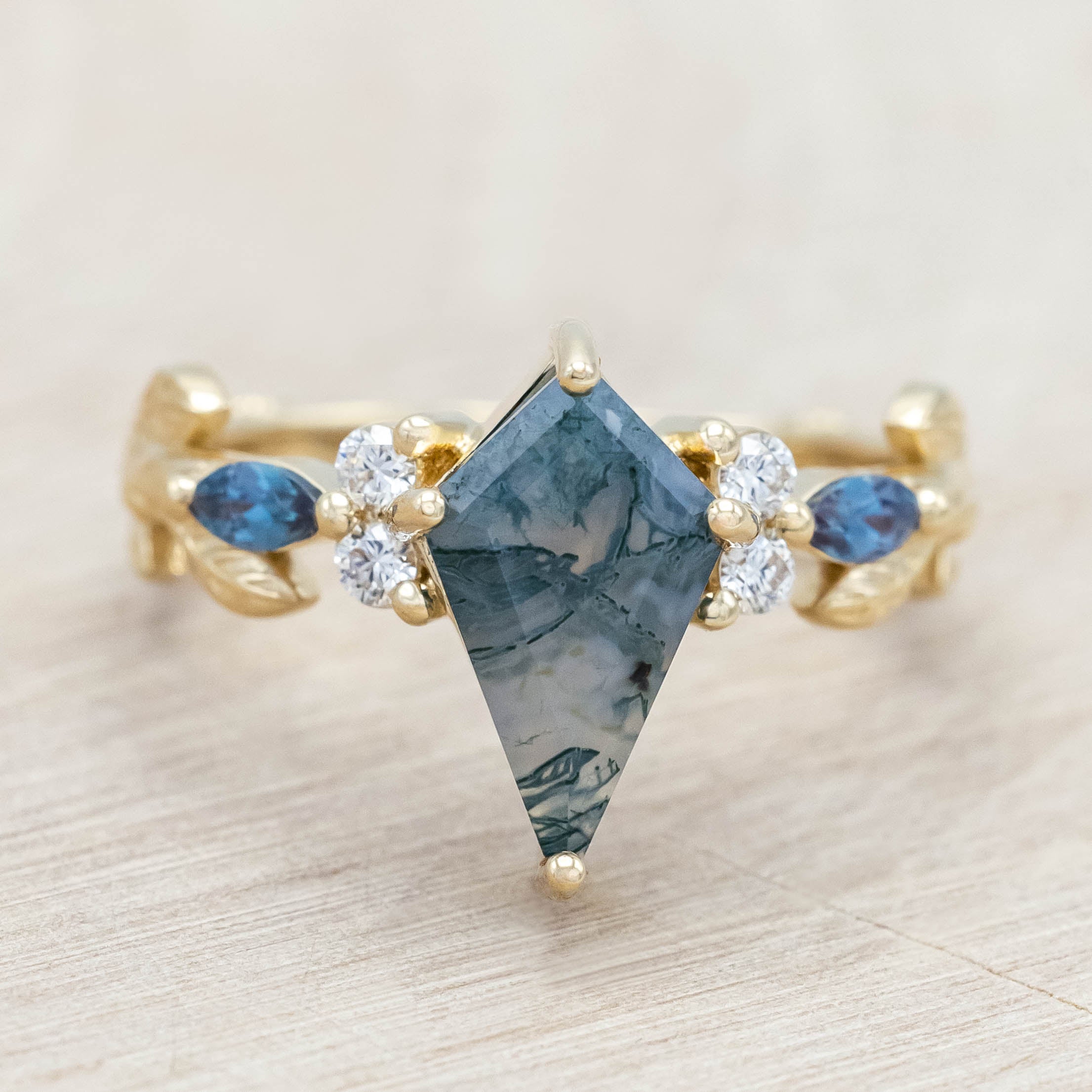 "JUNIPER" - LEAF-INSPIRED KITE CUT MOSS AGATE ENGAGEMENT RING WITH DIAMOND & LAB-GROWN ALEXANDRITE ACCENTS-Staghead Designs