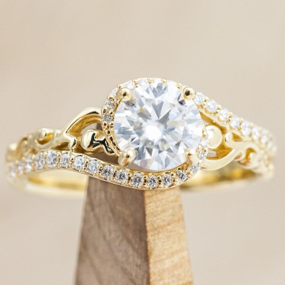 "SCARLET" - ROUND CUT MOISSANITE ENGAGEMENT RING WITH DIAMOND ACCENTS-Staghead Designs