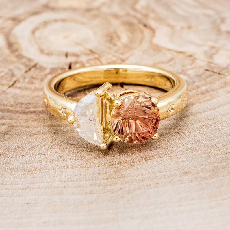 "SIDRA" - TOI ET MOI ROUND OREGON SUNSTONE ENGAGEMENT RING WITH A CRESCENT MOON MOISSANITE ACCENT & TRACER-10