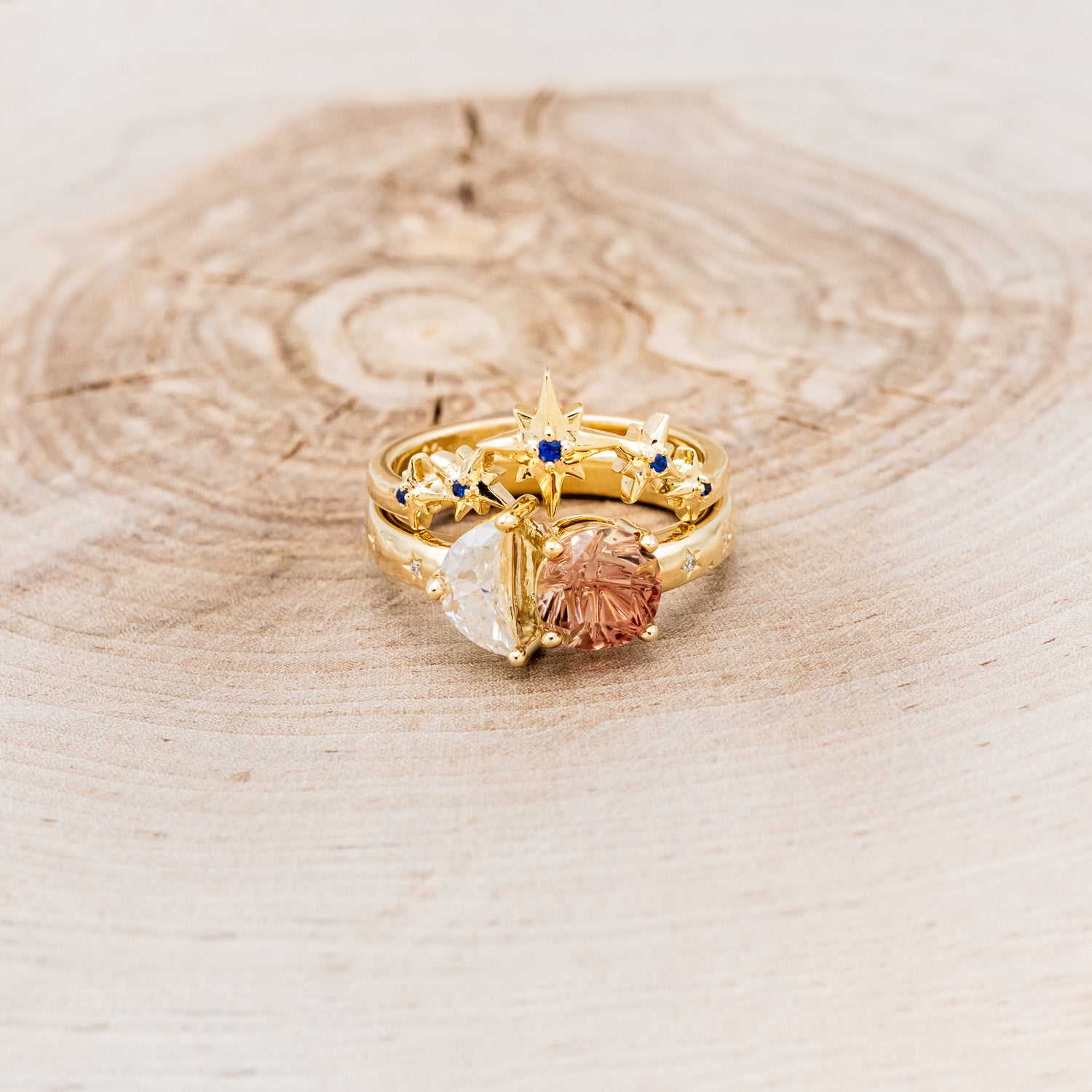 "SIDRA" - TOI ET MOI ROUND OREGON SUNSTONE ENGAGEMENT RING WITH A CRESCENT MOON MOISSANITE ACCENT & TRACER-4