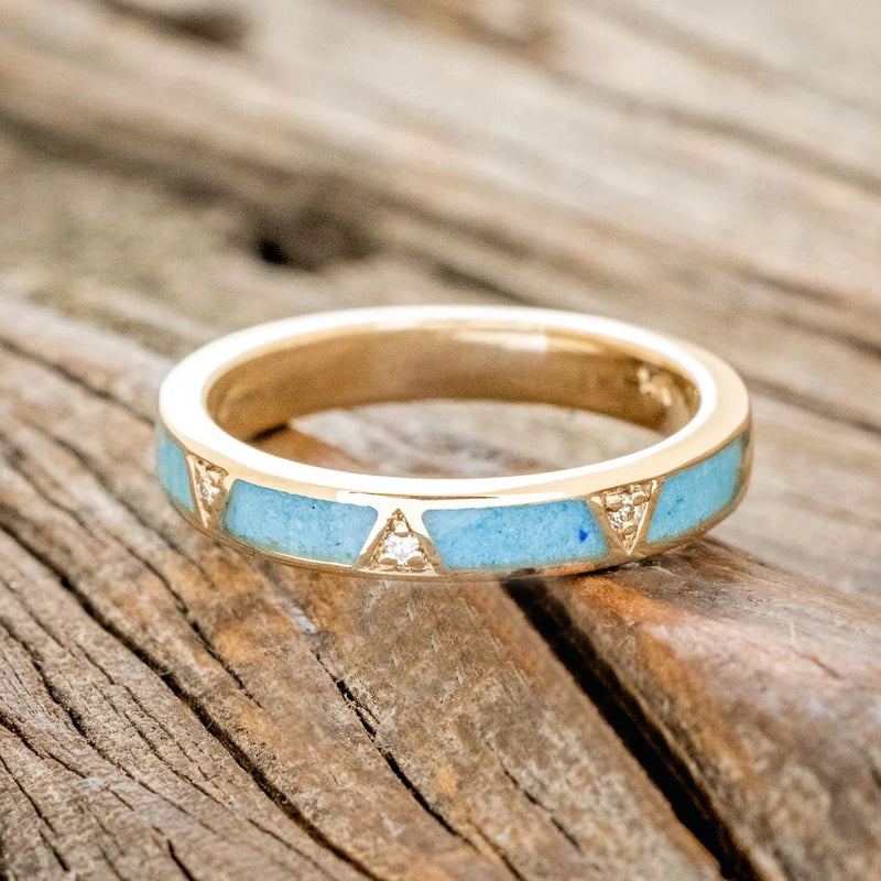 TURQUOISE STACKER WITH DIAMOND ACCENTS - 14K YELLOW GOLD - SIZE 7 1/4